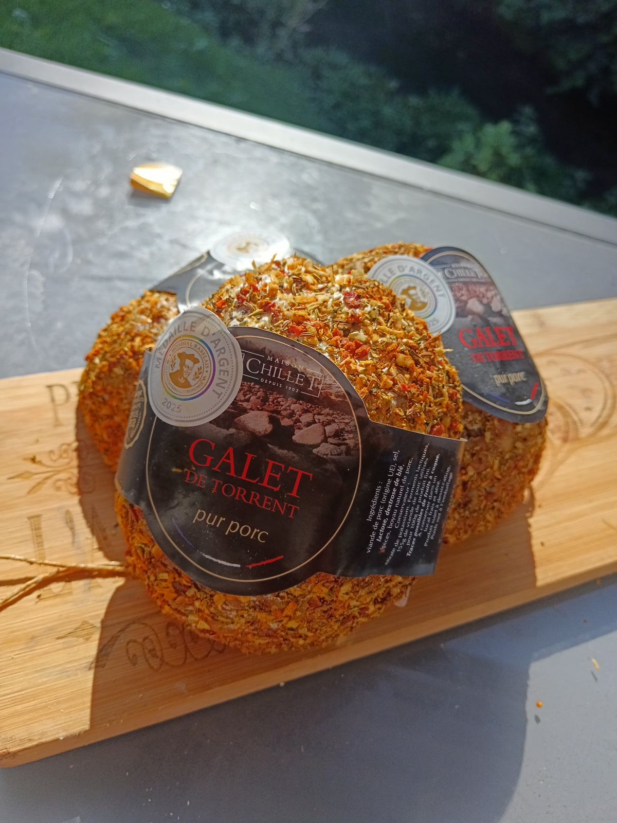 🌿 L'irrésistible Galet de Torrent aux Herbes de Provence : Le roi de vos apéritifs ! 🍃 (Copie)